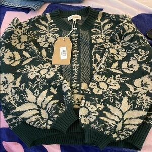 Listicle Green and Cream Floral Sweater